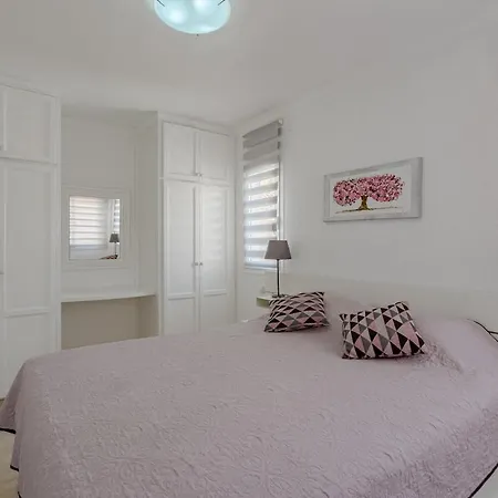 Townhouse Park Paraiso