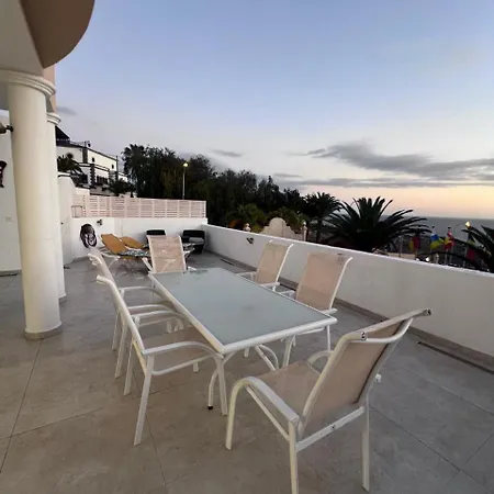 Townhouse Park Paraiso