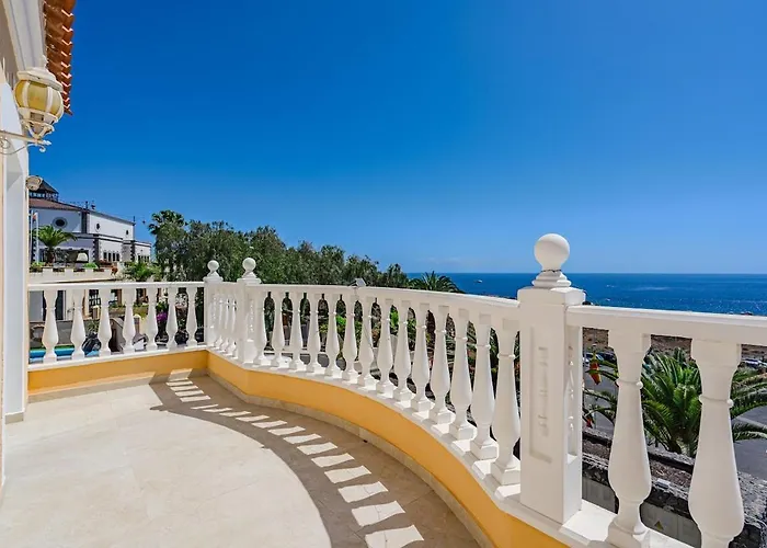 Townhouse Park Paraiso Willa